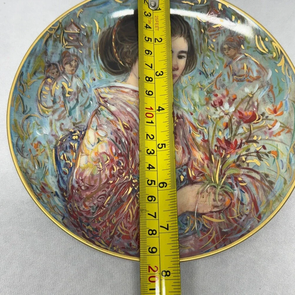 Edna Hibel O’Hana Collector Plate World I Love Series Japanese Woman Ltd Ed 5466